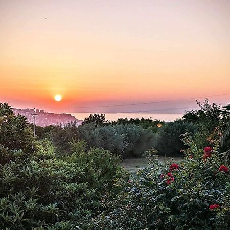 Peaceful View Apartment โคเปร์ ภายนอก รูปภาพ
