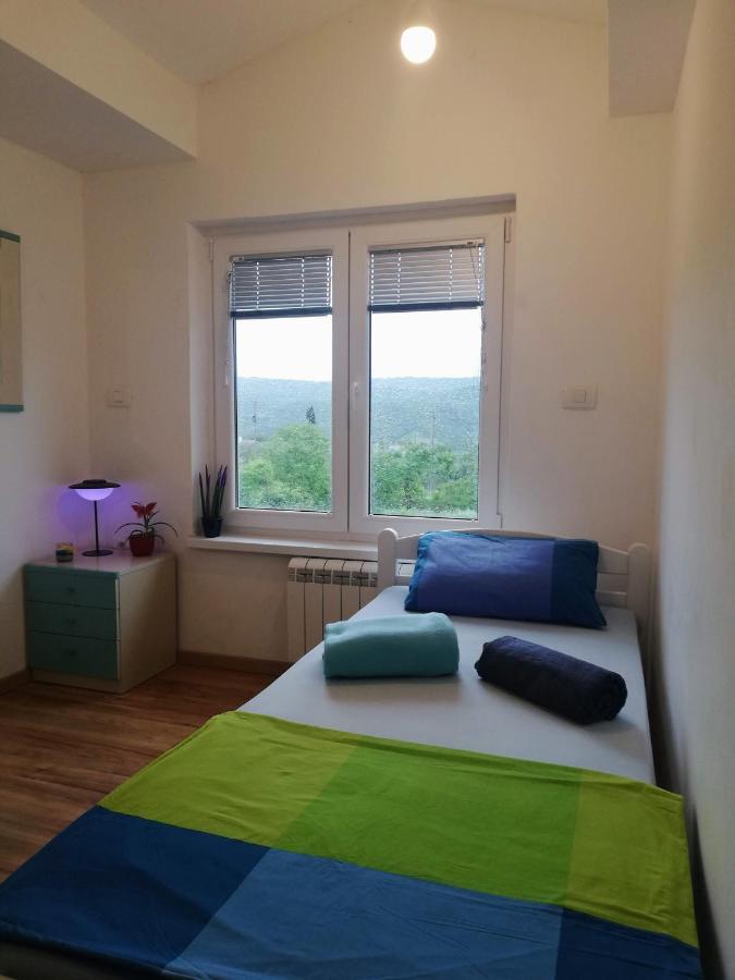 Peaceful View Apartment โคเปร์ ภายนอก รูปภาพ